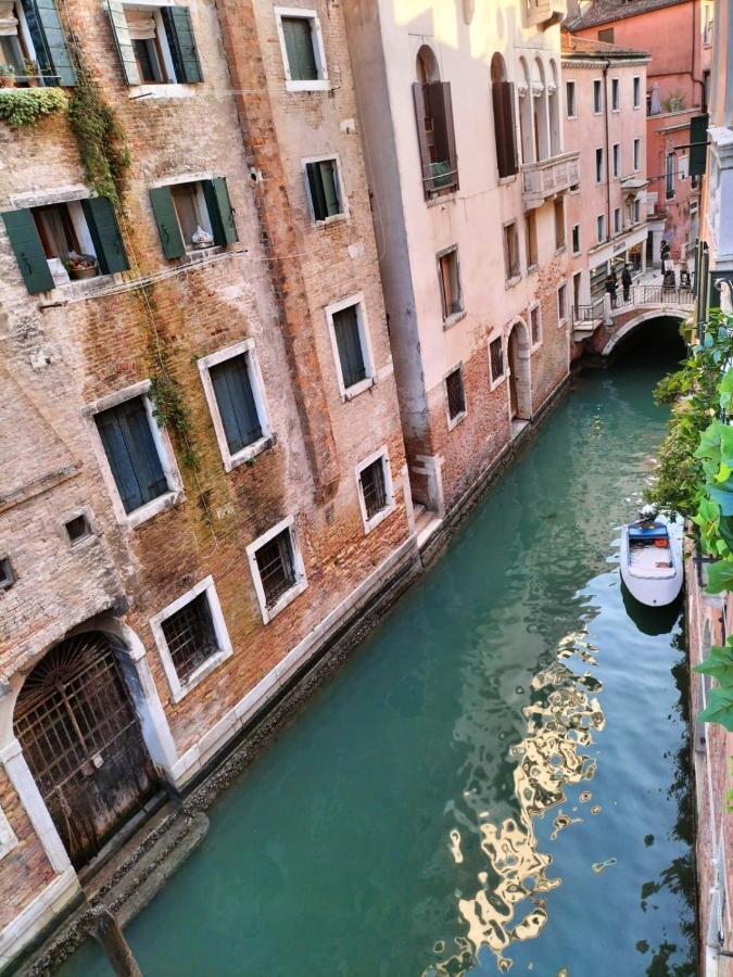 Luxury Apartment Near Rialto Bridge البندقية المظهر الخارجي الصورة